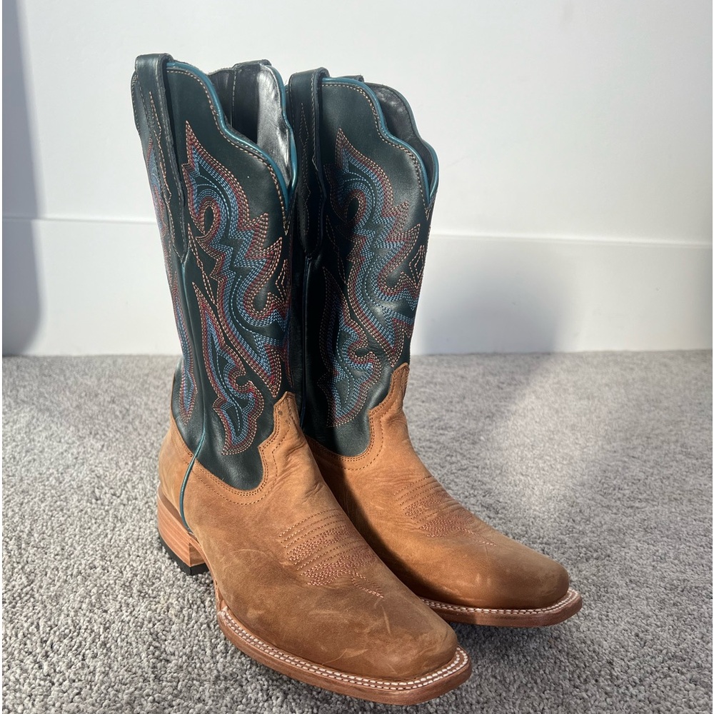 JB Dillion cowgirl boots size 9